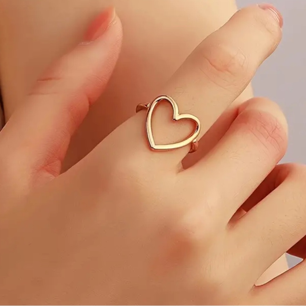 Gold Heart Ring